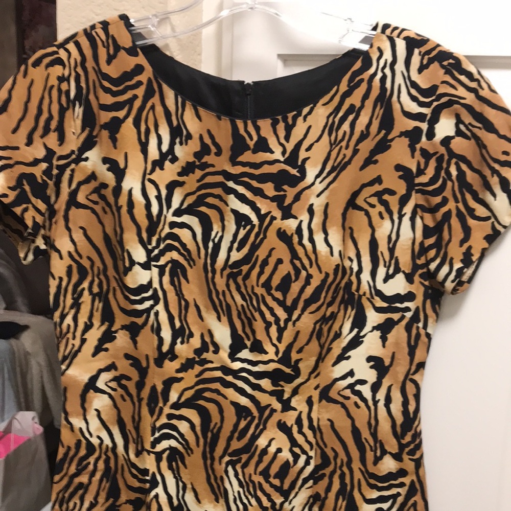 Vintage Rabbit Rabbit Rabbit Deigns tiger print dress - Picture 2 of 9